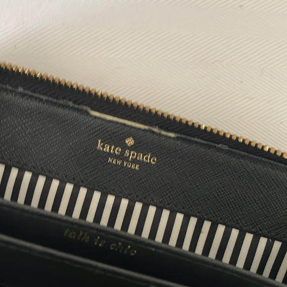 Kate Spade Wallet - Picture 11 of 11